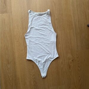 Aritzia Babaton Women's Contour '90S Bodysuit in White